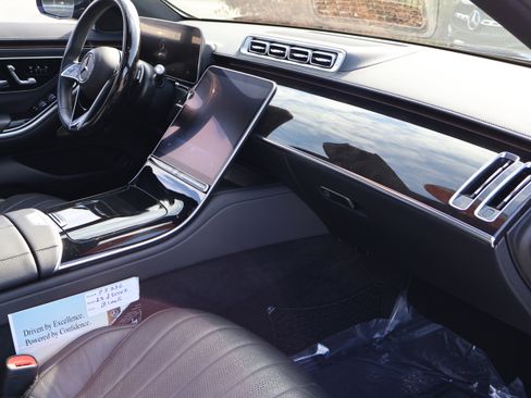 Certified 2023 Mercedes-Benz S 500 4MATIC image 26