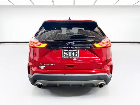 Used 2023 Ford Edge Titanium image 5