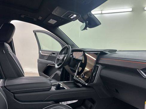 New 2026 GMC Acadia Denali w/ Super Cruise Package AWD/4WD image 19
