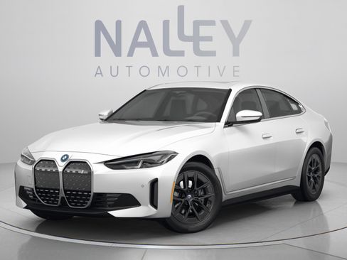 Used 2023 BMW i4 eDrive35 RWD image 9
