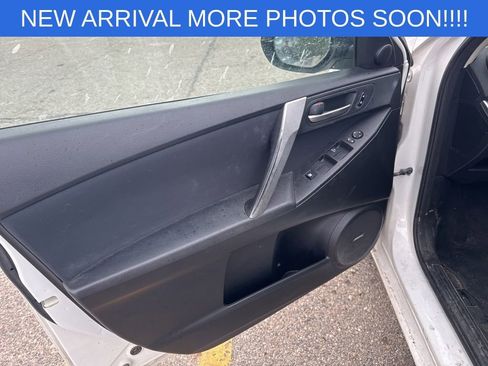 Used 2010 MAZDA MAZDA3 s Sport FWD image 12