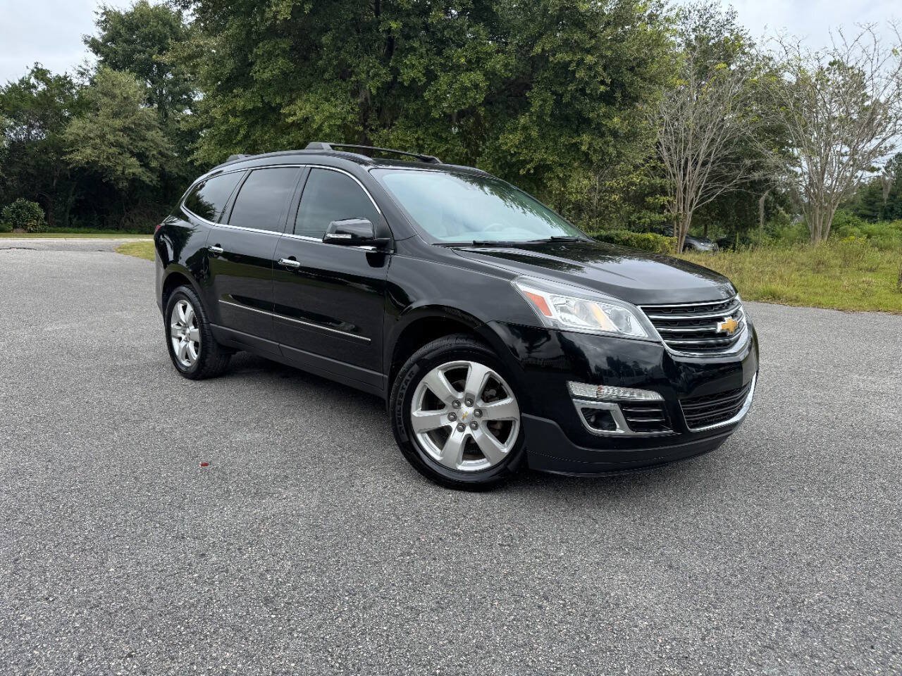 Used 2016 Chevrolet Traverse LTZ FWD image 8