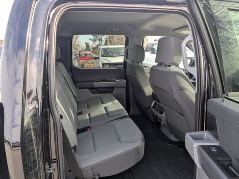 Used 2024 Ford F150 Lightning XLT image 31