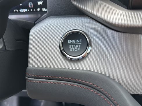 New 2026 Ford Explorer Active w/ Active Comfort Package image 32