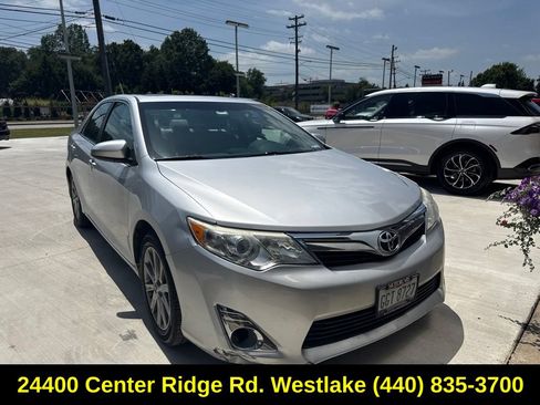 Used 2014 Toyota Camry XLE FWD image 4