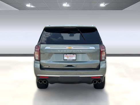 Used 2023 Chevrolet Suburban High Country w/ Premium Package 2 RWD image 10
