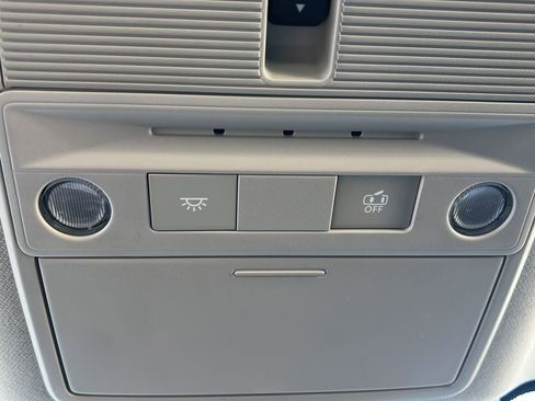 New 2026 Nissan Sentra SV w/ SV Convenience Package FWD image 24