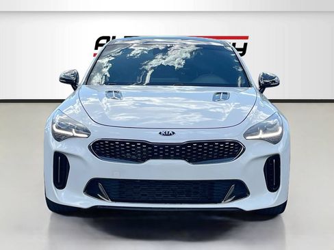 Used 2022 Kia Stinger GT1 RWD image 2
