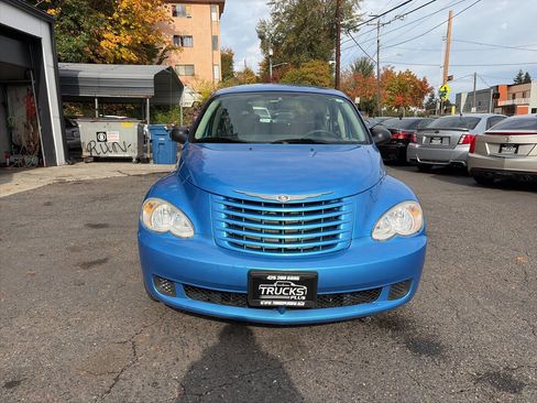 Used 2008 Chrysler PT Cruiser Base 4dr Wagon image 8