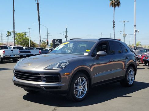 Used 2020 Porsche Cayenne AWD/4WD image 3