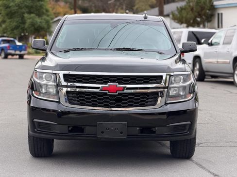 Used 2019 Chevrolet Tahoe 2WD w/ Remote Keyless Entry Package image 4