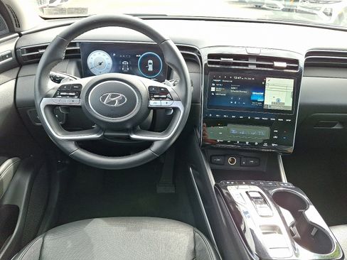 Certified 2024 Hyundai Tucson Limited image 11