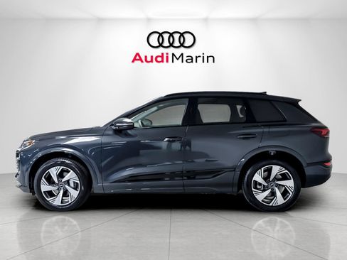 Used 2025 Audi Q6 e-tron Premium Plus AWD/4WD image 2
