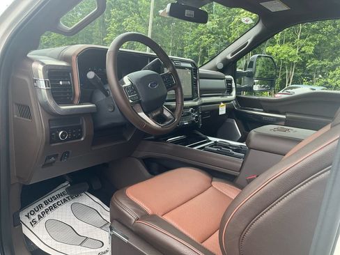 New 2026 Ford F350 King Ranch w/ FX4 Off-Road Package AWD/4WD image 15