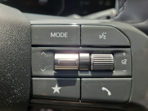 Used 2024 Kia EV9 GT-Line AWD/4WD image 31