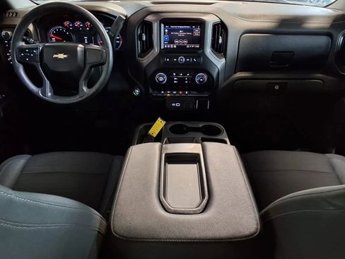 Used 2023 Chevrolet Silverado 1500 Custom AWD/4WD image 15