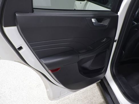 Used 2024 Ford Escape ST-Line AWD/4WD image 18