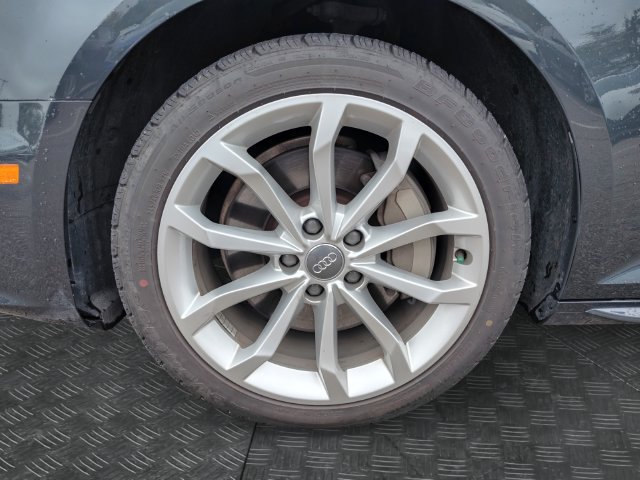 Used 2019 Audi A4 2.0T Premium Plus w/ Premium Plus Package AWD/4WD image 13