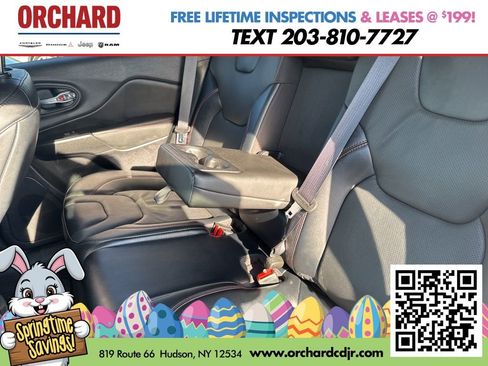Used 2022 Jeep Cherokee Trailhawk w/ Sun, Sound & Nav Group image 19