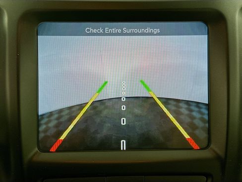 Used 2016 Jeep Cherokee Latitude FWD image 21