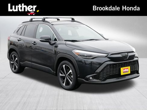 Used 2023 Toyota Corolla Cross XSE image 1