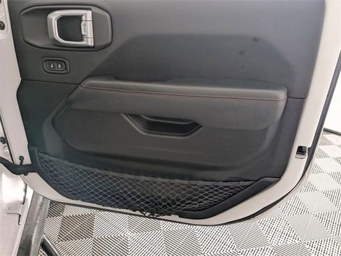 Used 2020 Jeep Gladiator Rubicon image 33