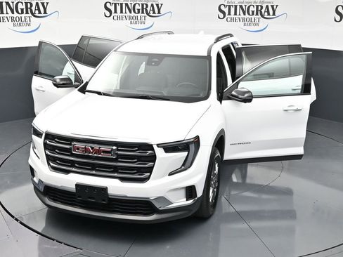 Used 2025 GMC Acadia Elevation FWD image 29