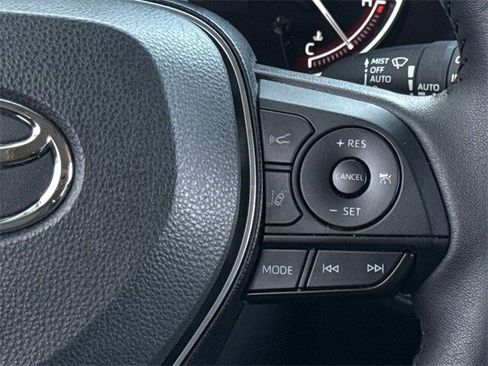 Used 2024 Toyota RAV4 XLE w/ Convenience Package image 15