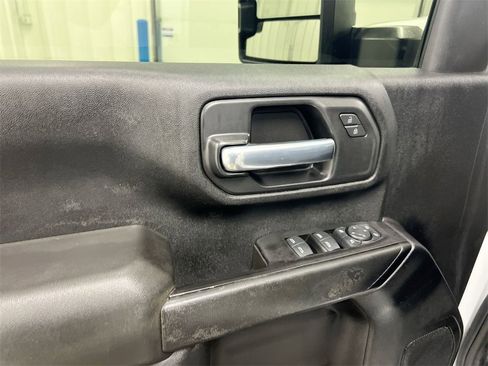 Used 2021 Chevrolet Silverado 2500 Custom w/ Custom Value Package image 20