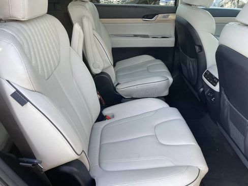 Used 2024 Hyundai Palisade Limited AWD/4WD image 26