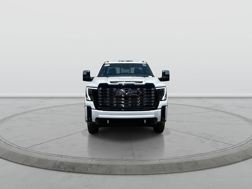 New 2026 GMC Sierra 3500 Denali Ultimate AWD/4WD image 3