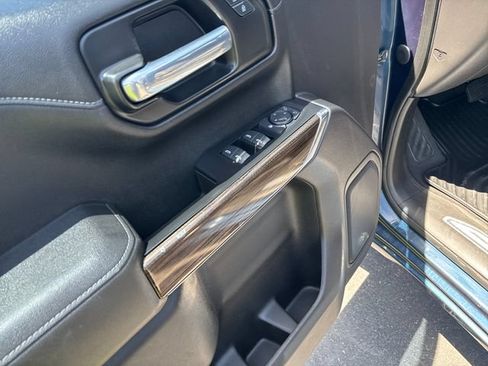 Used 2021 Chevrolet Silverado 1500 RST AWD/4WD image 11