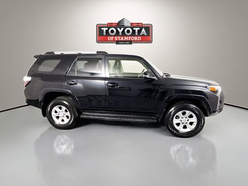 Used 2019 Toyota 4Runner SR5 Premium image 8