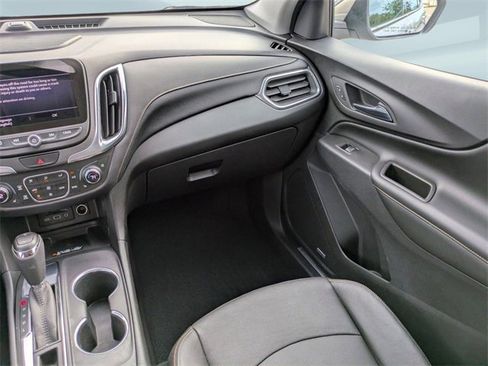 Used 2020 Chevrolet Equinox Premier image 19