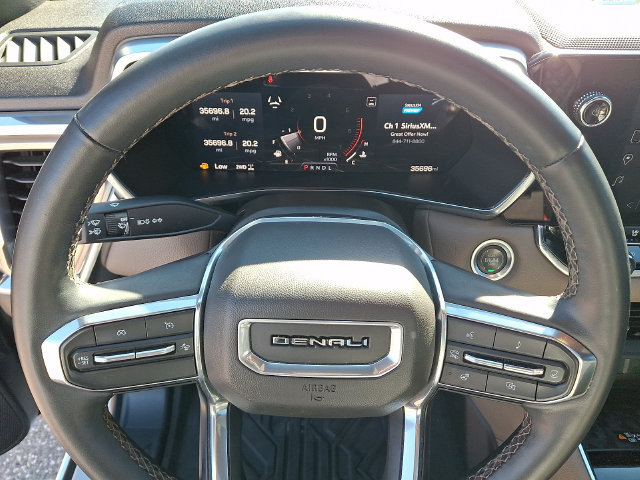 Used 2023 GMC Canyon Denali AWD/4WD image 4
