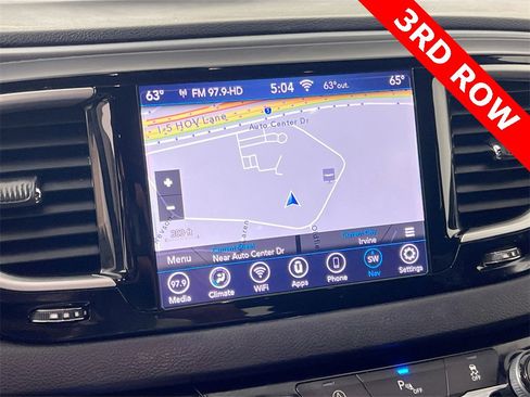 Used 2020 Chrysler Pacifica Touring w/ S Appearance Package image 13