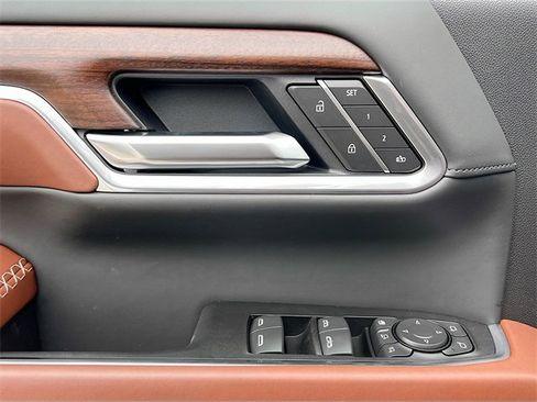 New 2026 GMC Sierra 3500 Denali Ultimate image 13