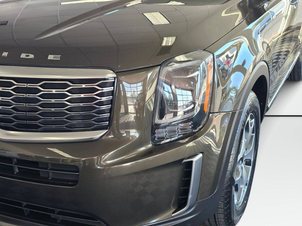 Used 2020 Kia Telluride EX AWD/4WD image 10
