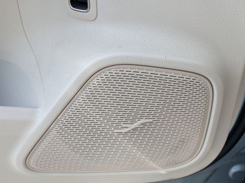 Certified 2025 Mercedes-Benz GLA 250 image 23