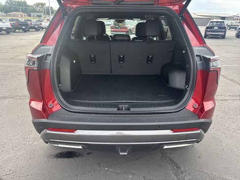 New 2026 Chevrolet Equinox ACTIV w/ LPO, Floor Liner Package image 6