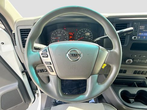 Used 2021 Nissan NV 2500 S image 13