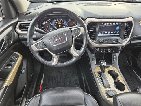 Used 2017 GMC Acadia Denali w/ Technology Package image 14