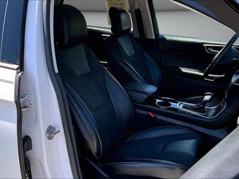Used 2016 Ford Edge Sport w/ Equipment Group 401A AWD/4WD image 29