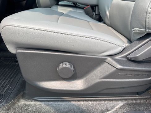 New 2025 Ford F250 XL w/ XL Chrome Package image 26