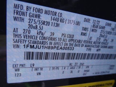 Used 2023 Ford Expedition XLT image 53