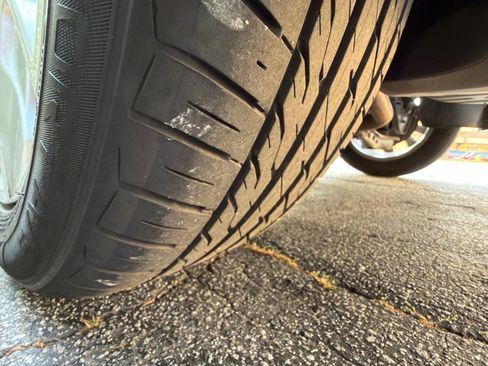 Used 2020 Chevrolet Malibu LT image 38