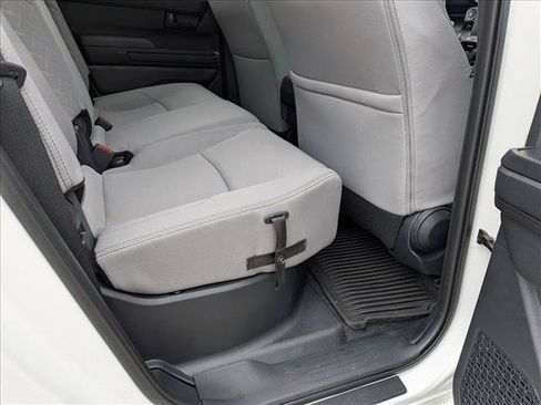Certified 2026 Toyota Tacoma SR5 AWD/4WD image 17