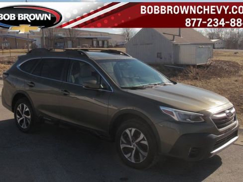 Used 2021 Subaru Outback Limited image 1