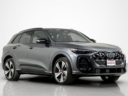 New 2026 Audi SQ5 Premium Plus AWD/4WD image 2