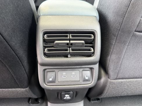 Used 2026 Nissan Leaf Platinum+ w/ Cargo Package (Platinum+) FWD image 38
